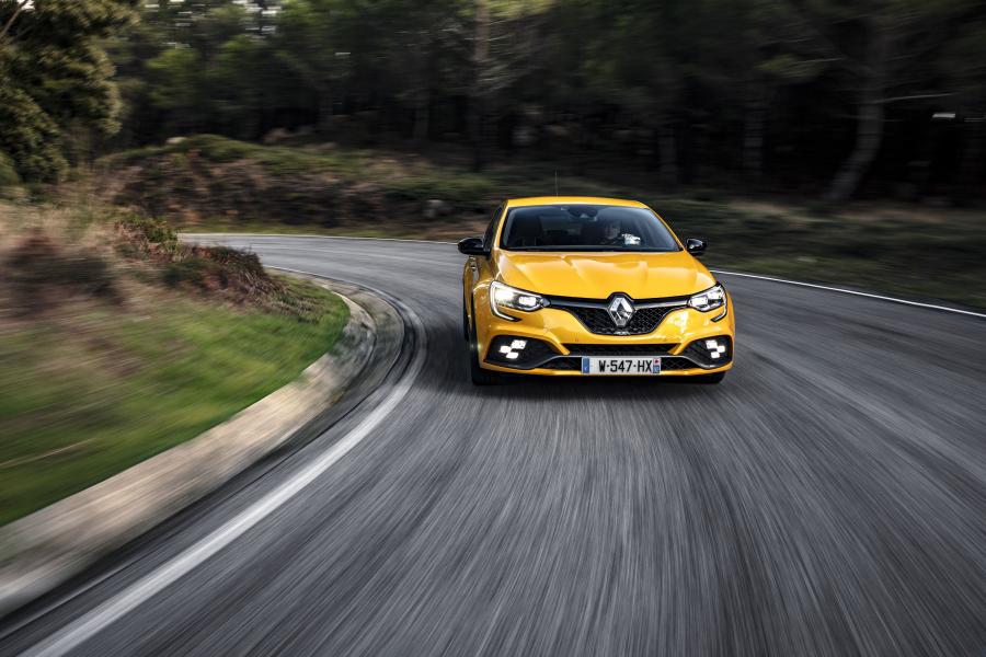  Renault Megane R.S. Trophy 2018 года  (WW) (фото 50 из 65)
